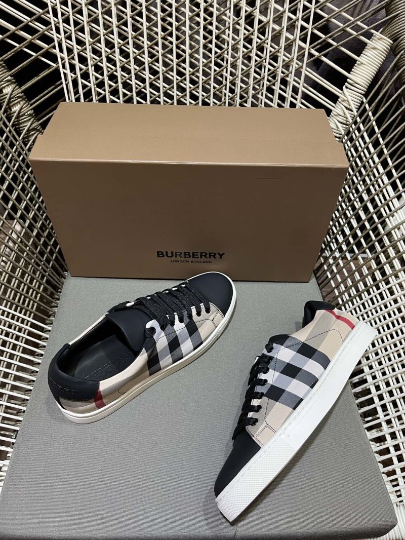 Burberry Low Shoes